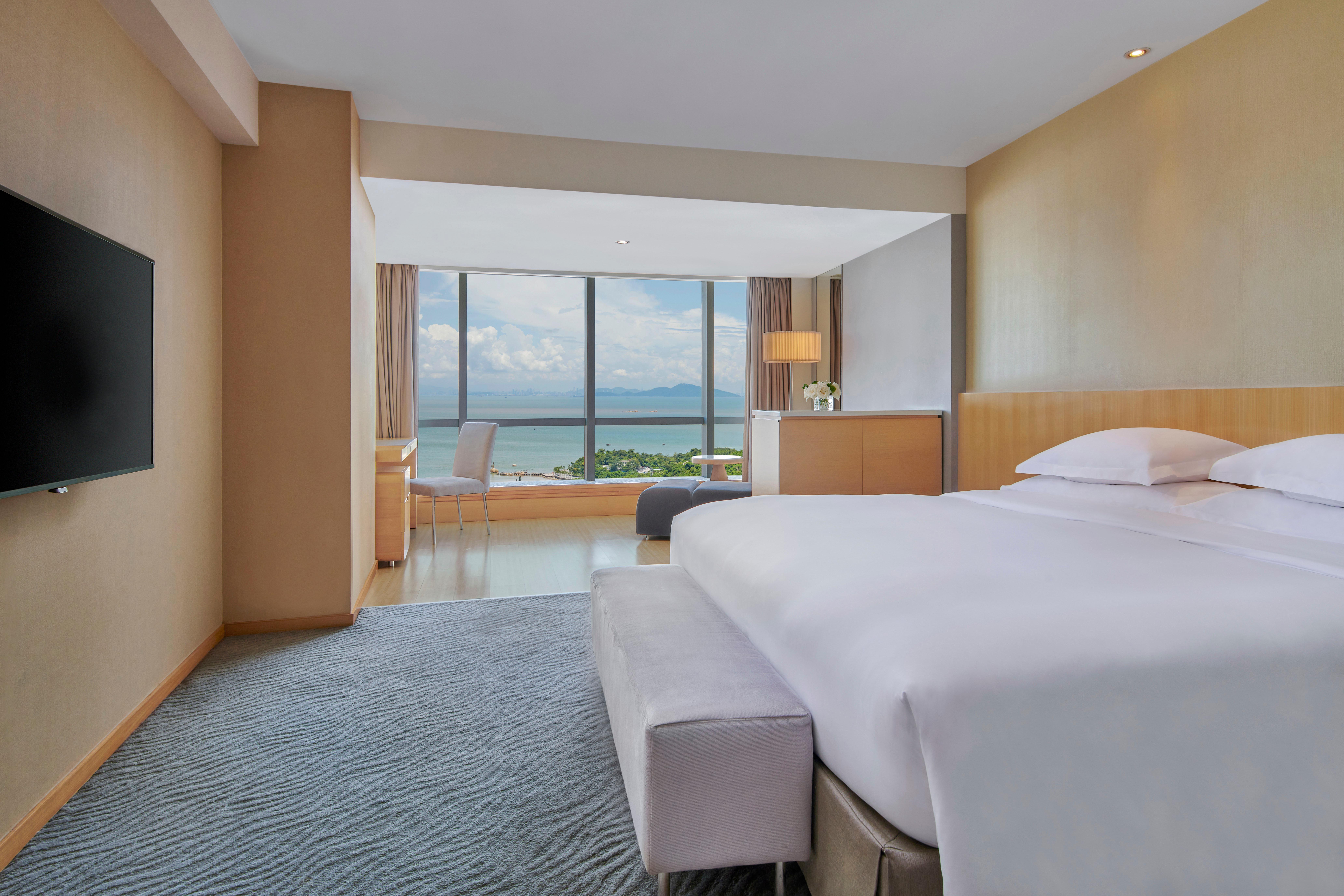 Crowne Plaza Zhuhai City Center By Ihg - Offers Free One-Way Shuttle To Chimelong Ocean Kingdom Экстерьер фото