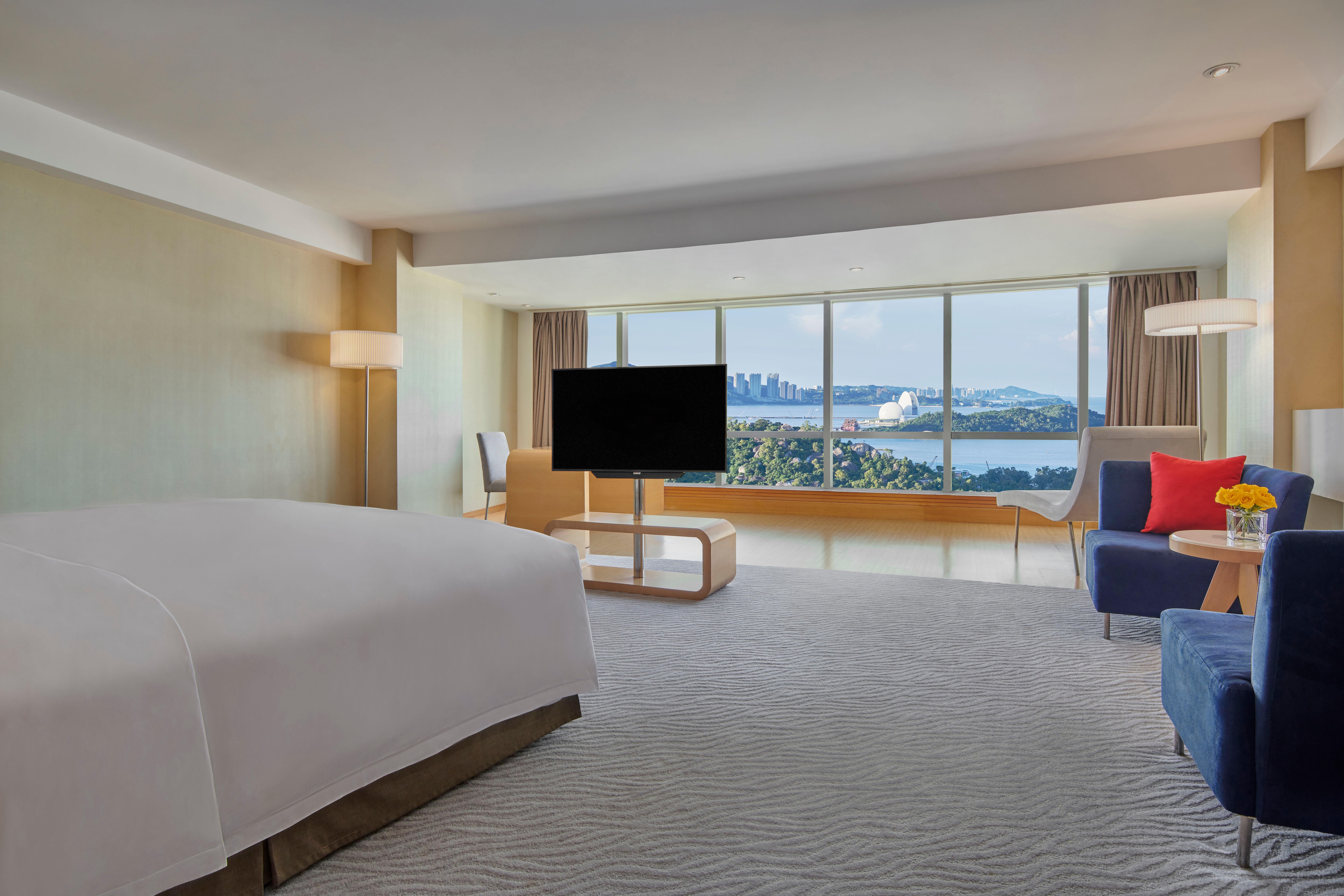 Crowne Plaza Zhuhai City Center By Ihg - Offers Free One-Way Shuttle To Chimelong Ocean Kingdom Экстерьер фото
