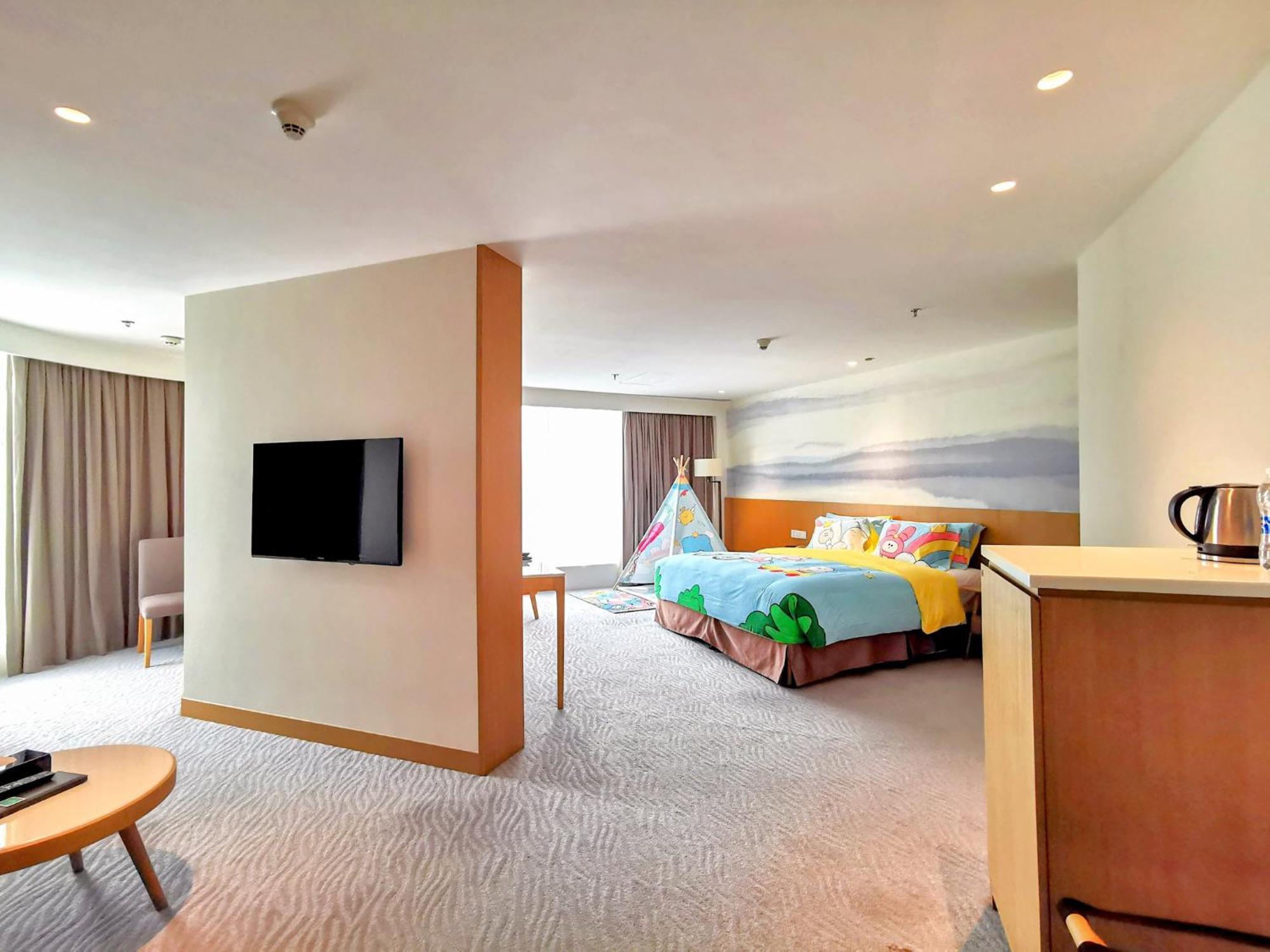 Crowne Plaza Zhuhai City Center By Ihg - Offers Free One-Way Shuttle To Chimelong Ocean Kingdom Экстерьер фото